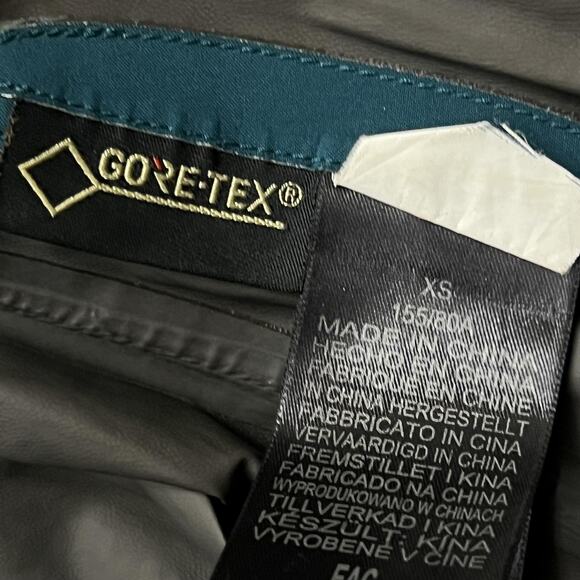 Marmot Jacket Womens XS Green Gore Tex Hooded Waterproof Shell Rain Coat Outdoor - Picture 8 of 11